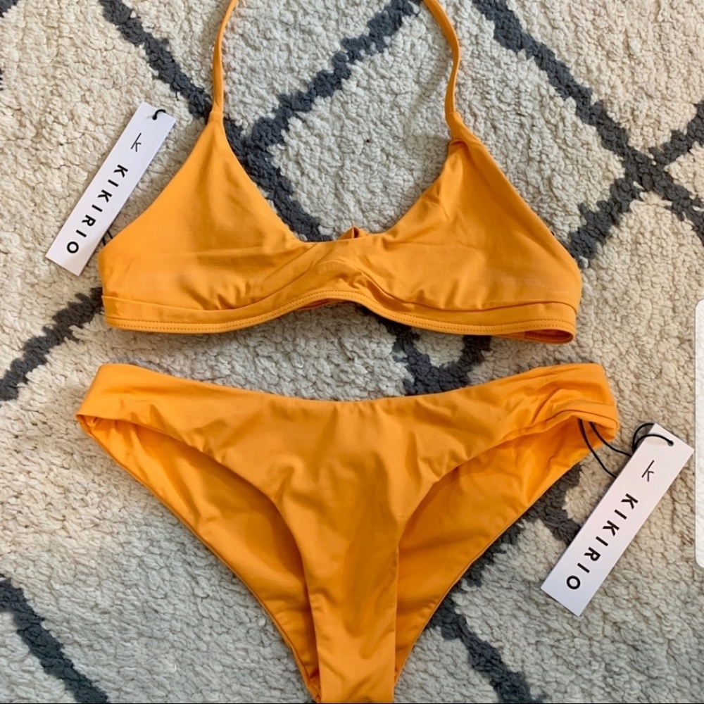 Kikirio Swim. Birgit top, Bex low bottom.